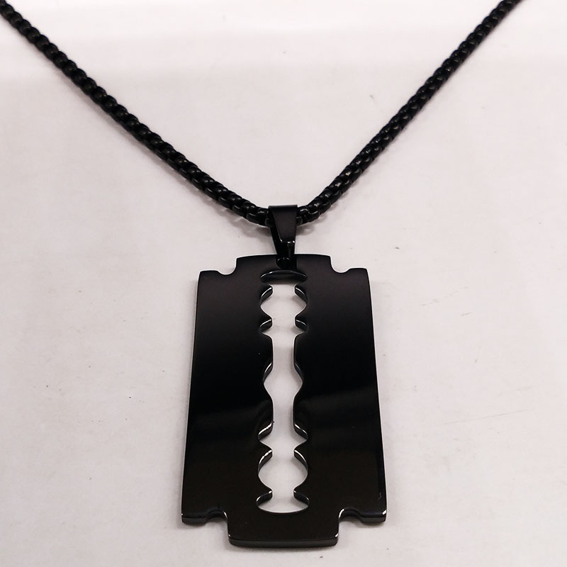 Gothic Blade Razor Pendant Nec - Men Accessories Aesthetic avaliação e preço