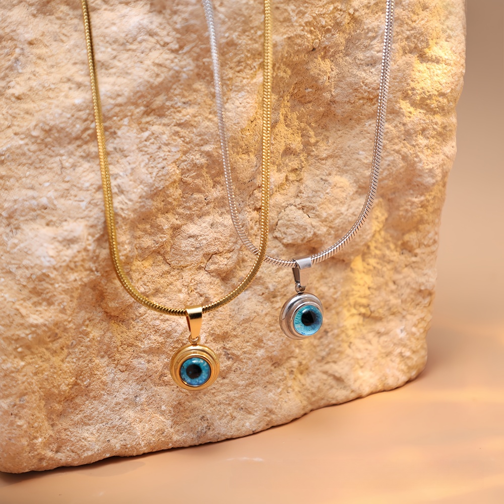 Simple Angel Eyes Pendant Neck - Men Accessories Singapore avaliação e preço
